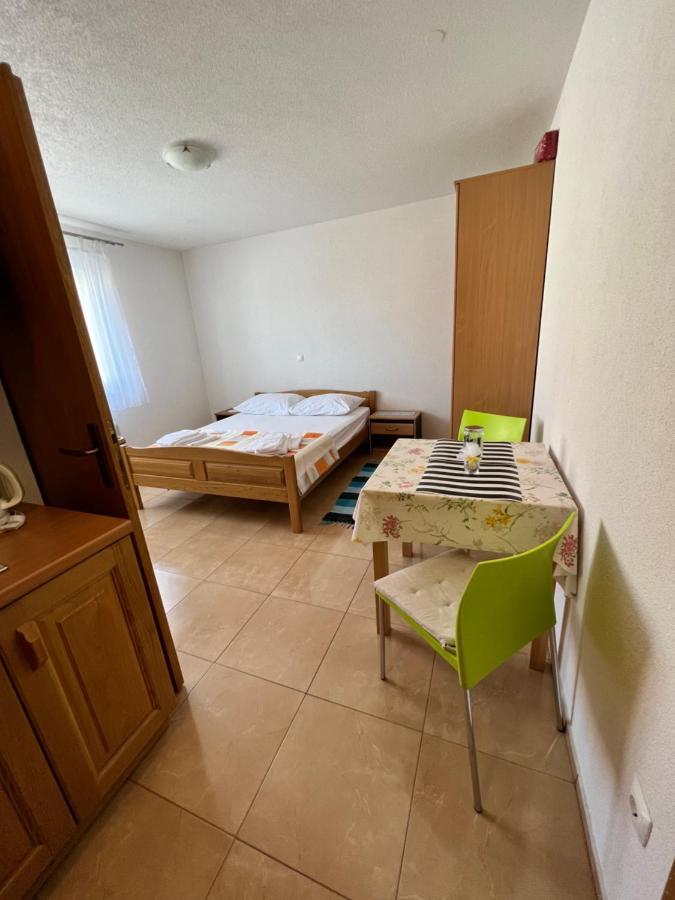 Beslic Apartments Veliko Brdo  エクステリア 写真
