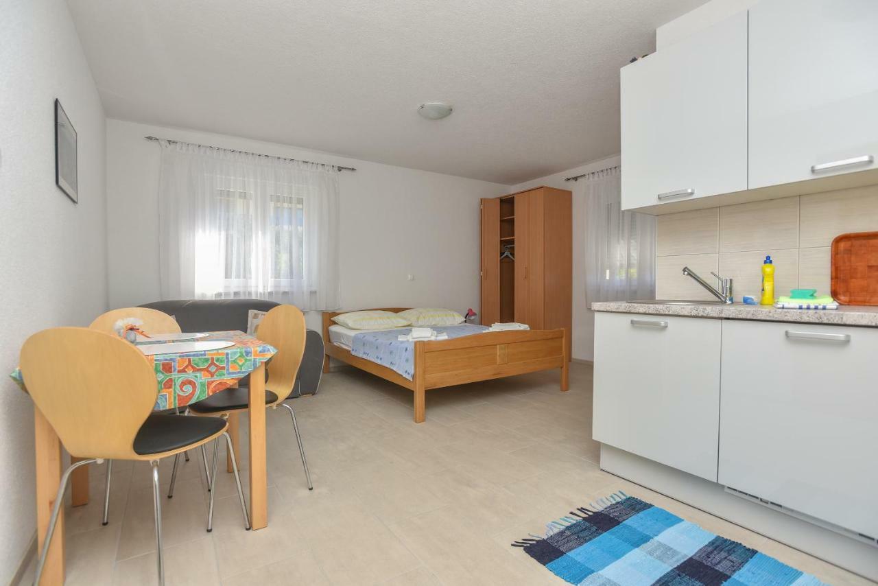 Beslic Apartments Veliko Brdo  エクステリア 写真